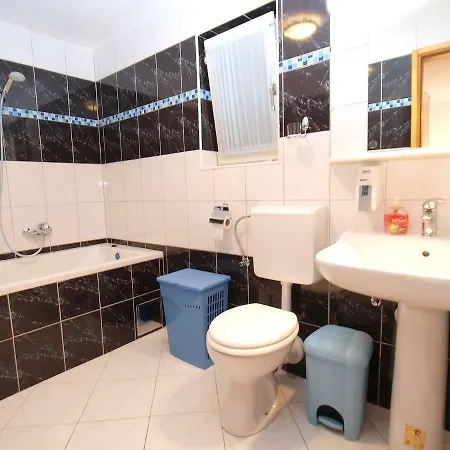 Apartamento Hana-4 *