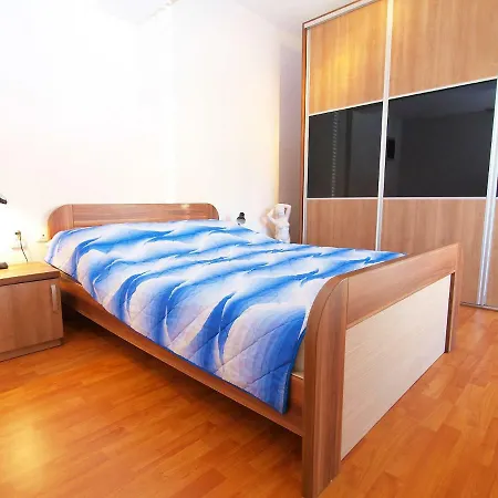 Hana-4 Apartamento *